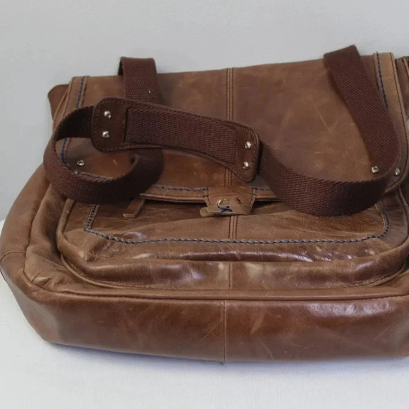 The Sak Ventura convertible backpack crossbody bag - Picture 9 of 12